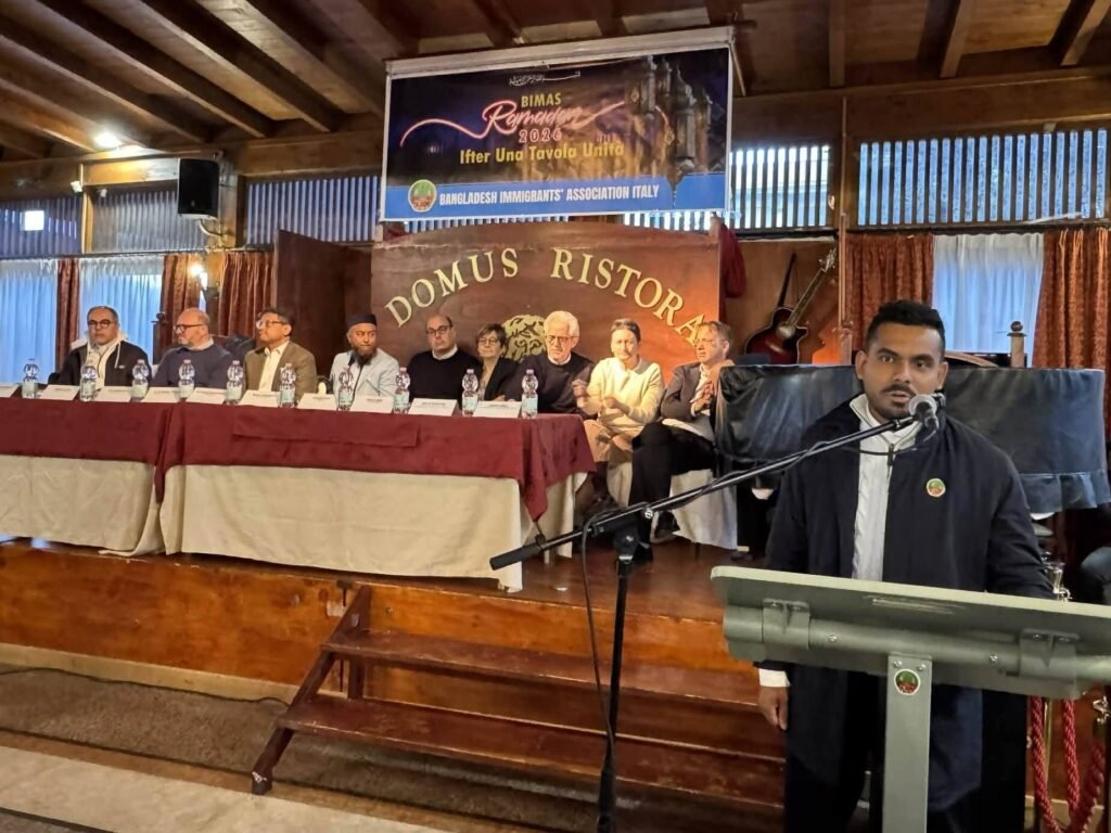 “Iftar, una tavola unita”: centinaia di persone a Torpignattara